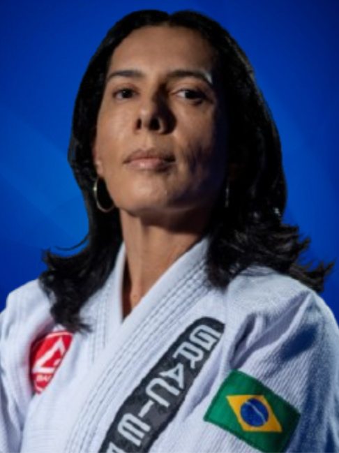 Photo of Claudia Bomtempo
