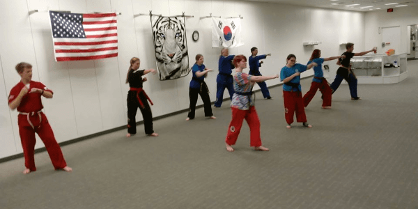 Main image of Kicking Tigers