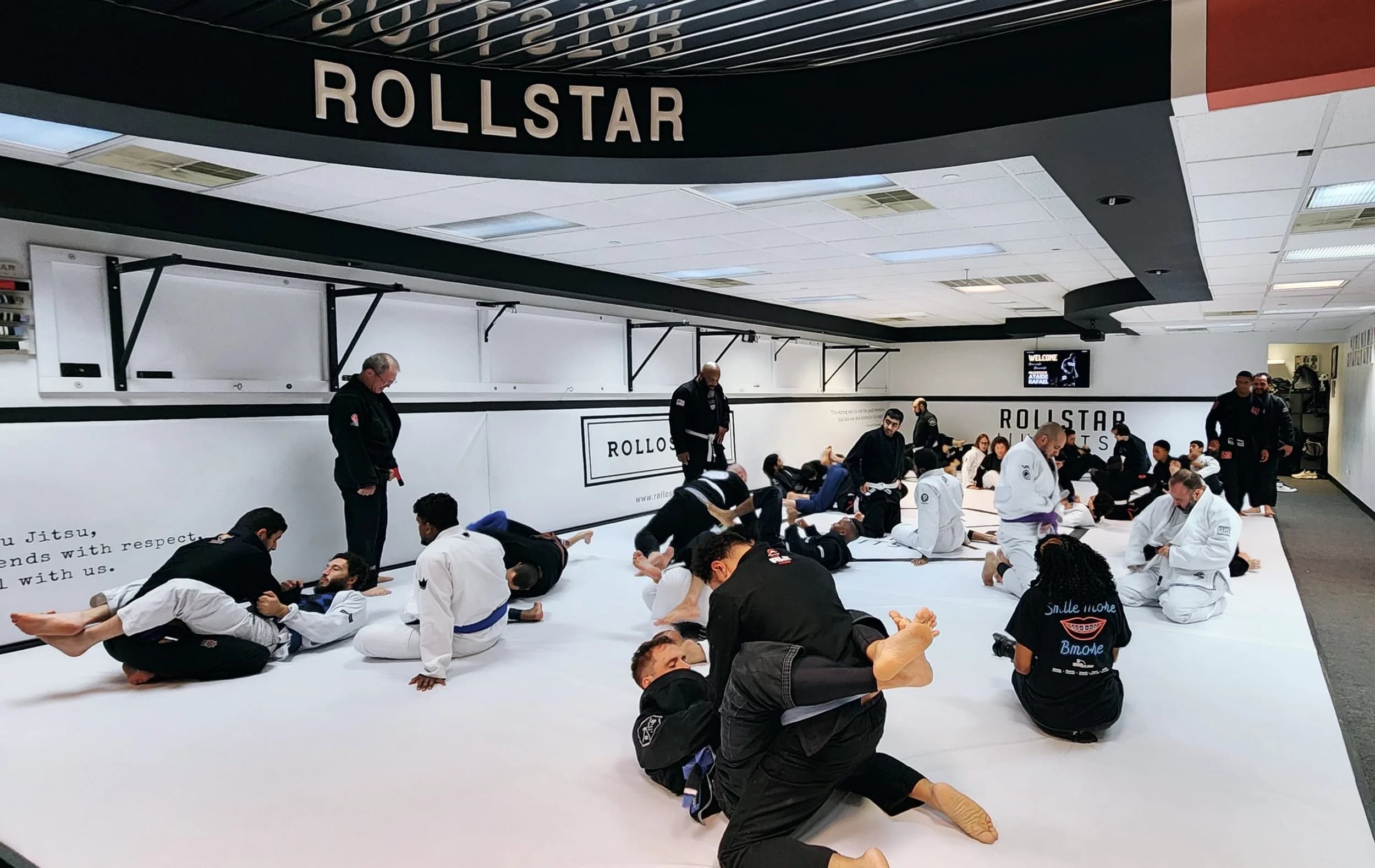 ROLLSTAR Jiu Jitsu Academy logo